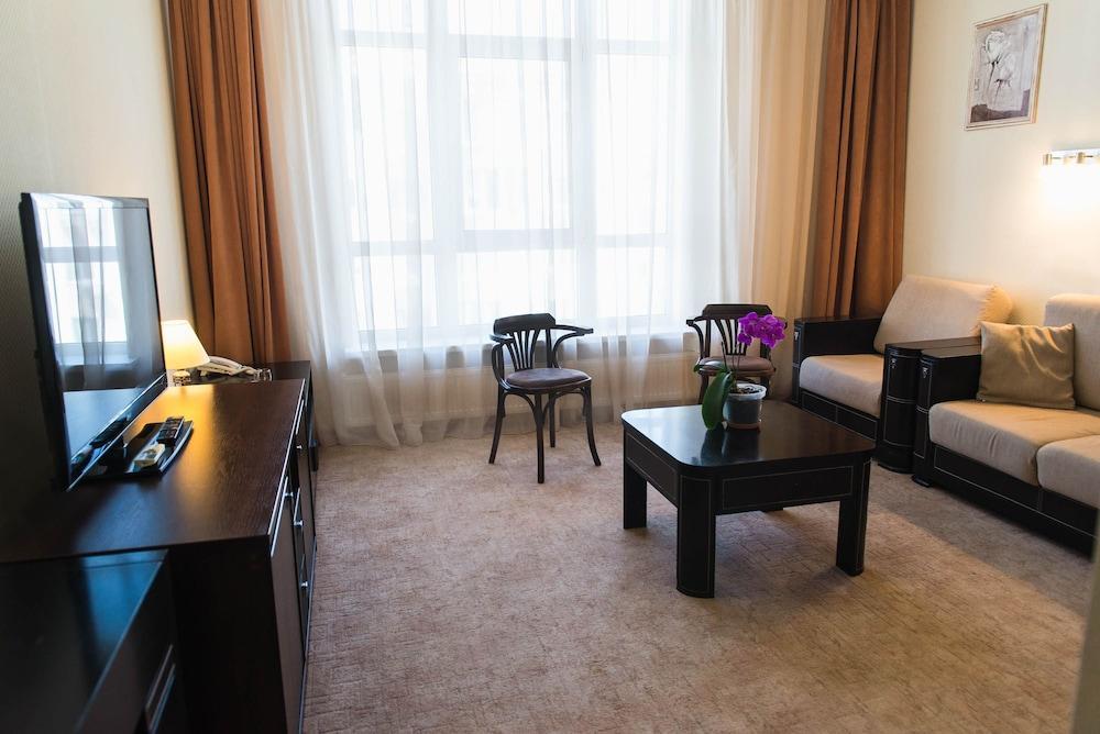 Optima Odesa Hotel Ngoại thất bức ảnh
