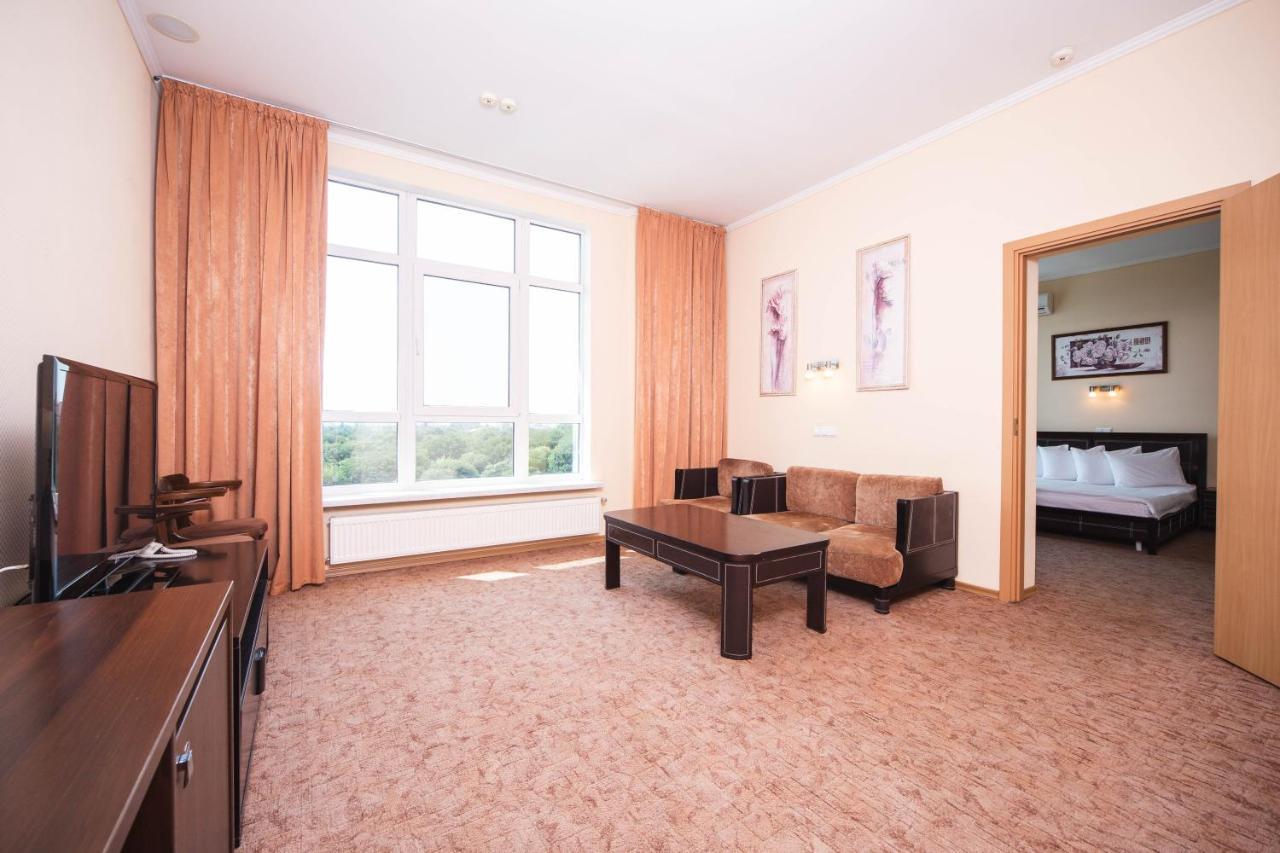 Optima Odesa Hotel Ngoại thất bức ảnh