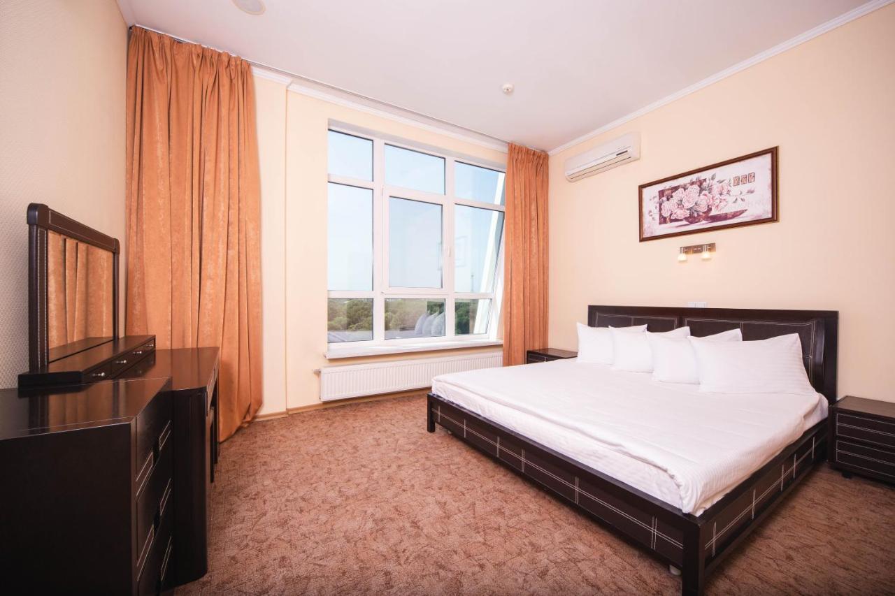Optima Odesa Hotel Ngoại thất bức ảnh