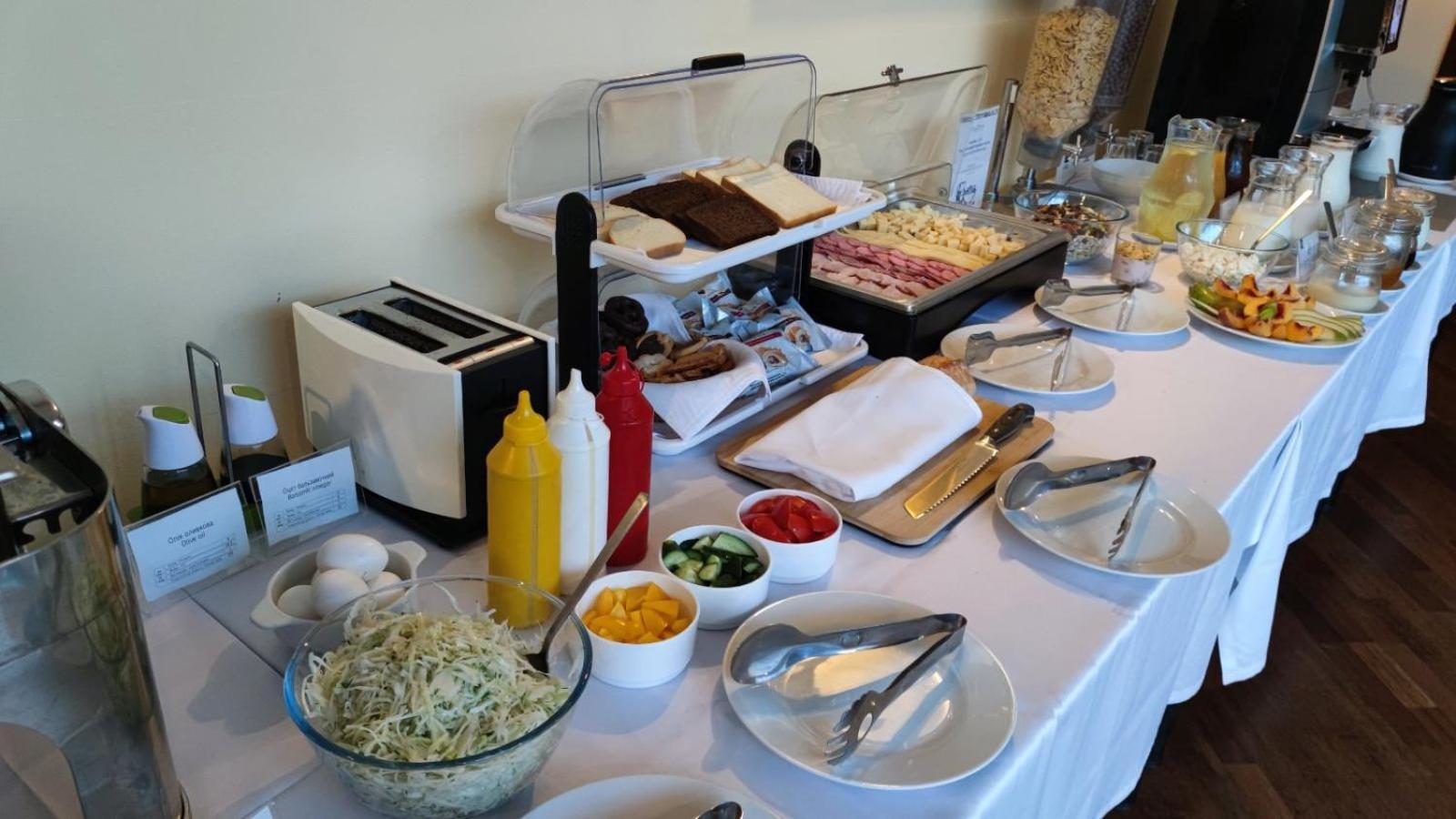Optima Odesa Hotel Ngoại thất bức ảnh